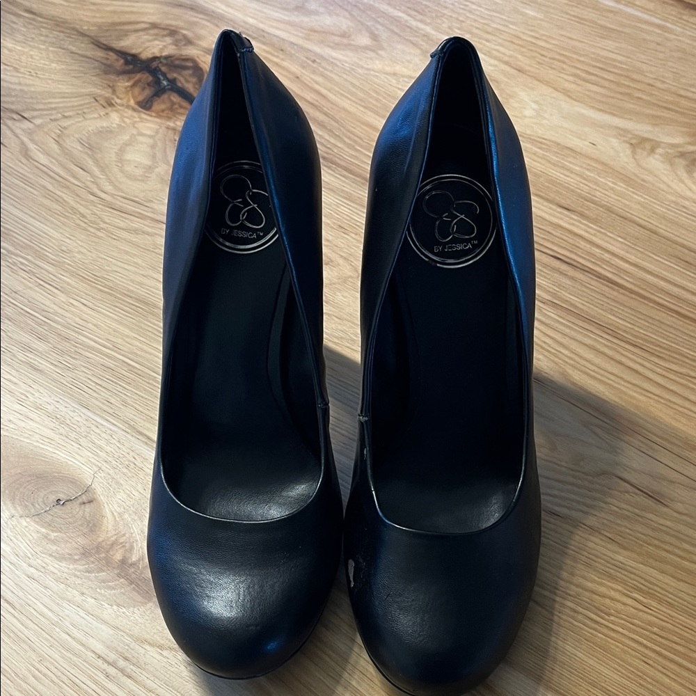 Jessica Simpson Classic Black Heels